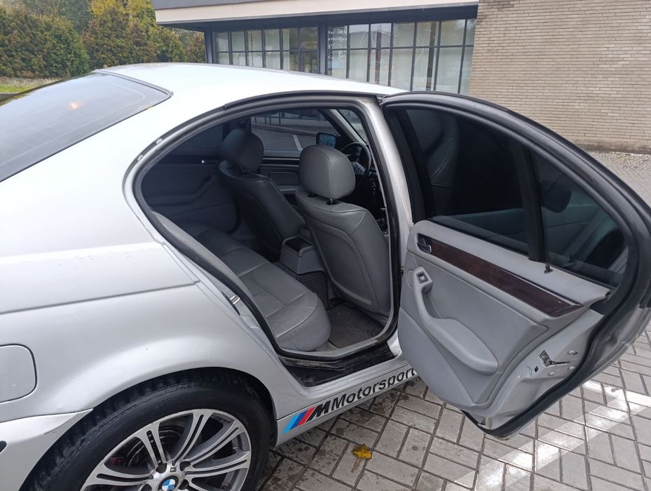 Продам власну BMW