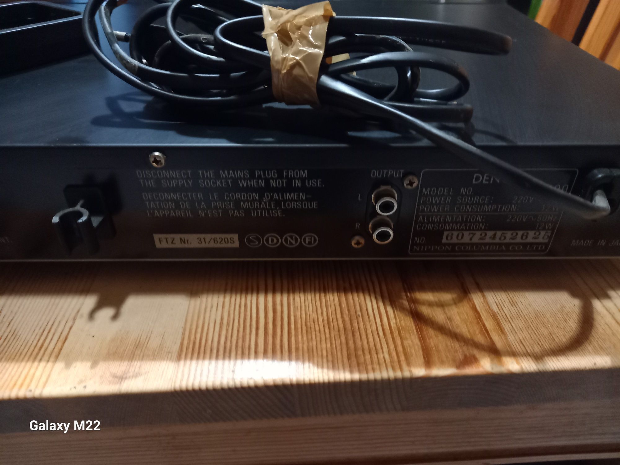 Radiowy tuner Denon TU-600