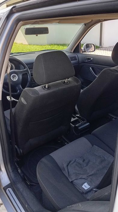 VW Golf 4 Carrinha Variante 1.4I Confortline