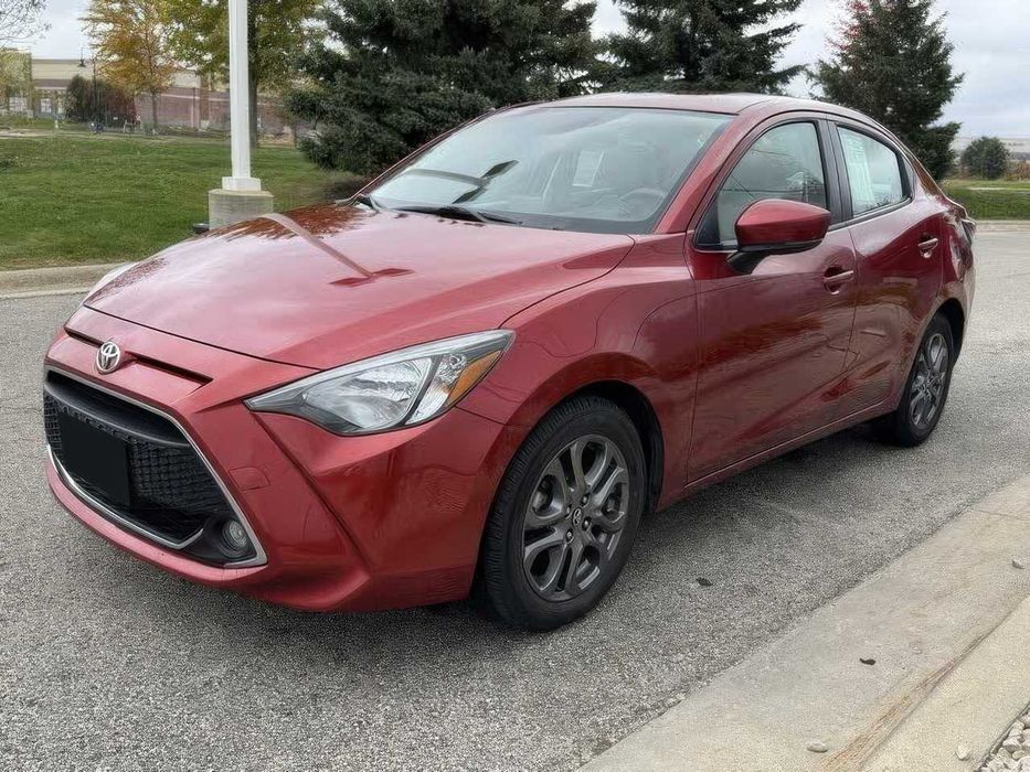 Toyota Yaris LE      2019