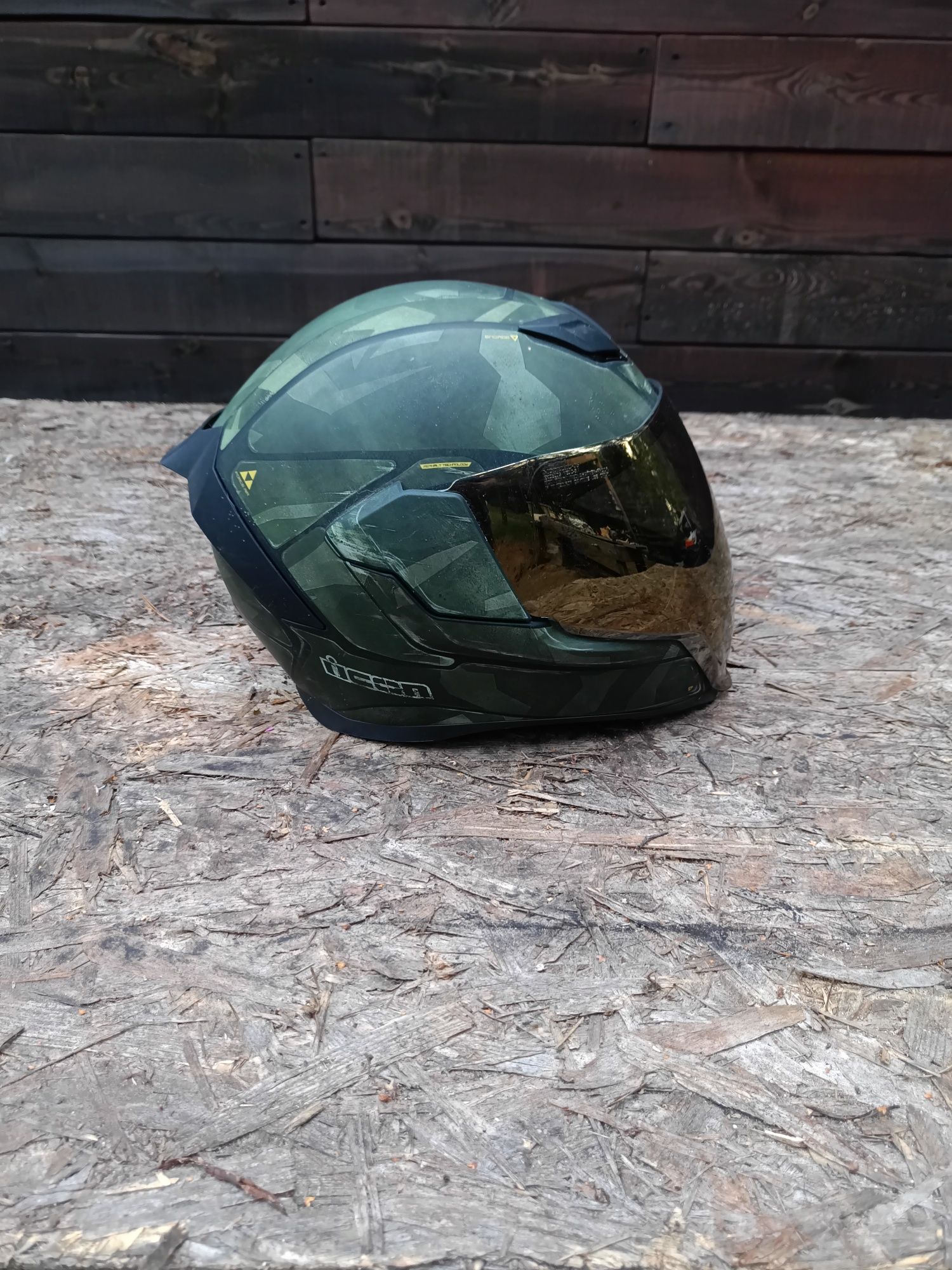 Kask motocyklowy icon