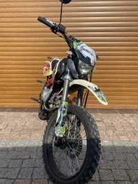 Мотоцикл Geon X-Pit 125