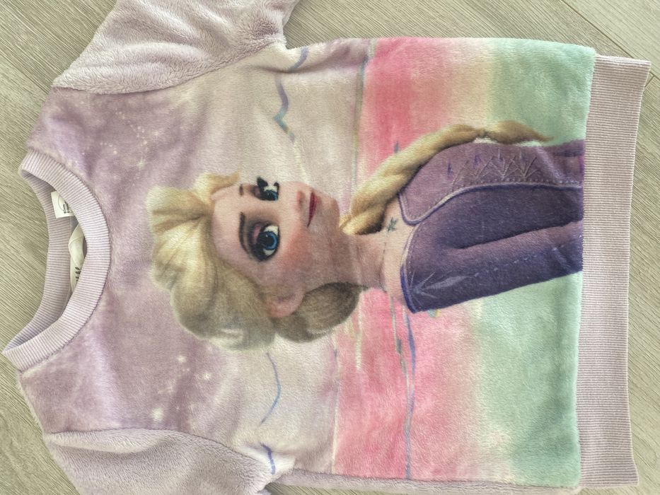 sweterek Kraina Lodu