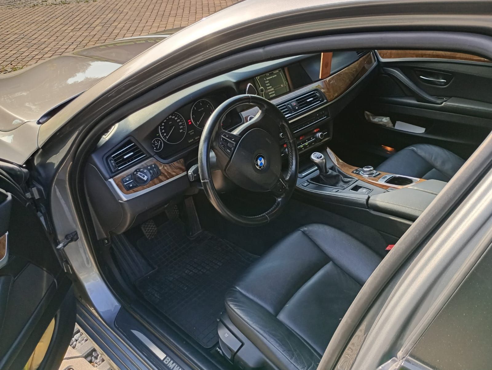 BMW F10 MPakiet 520D 184KM