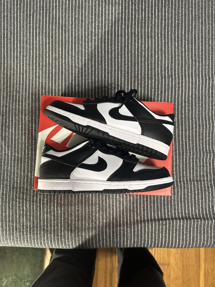 dunk low black and white
