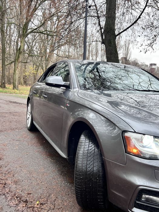 Продам Audi A4B8 S-line quatrro 2.0 tfsi в чудовому стані