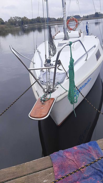 Sprzedam zadbany jacht Mak 707 gotowy do wypłynięcia