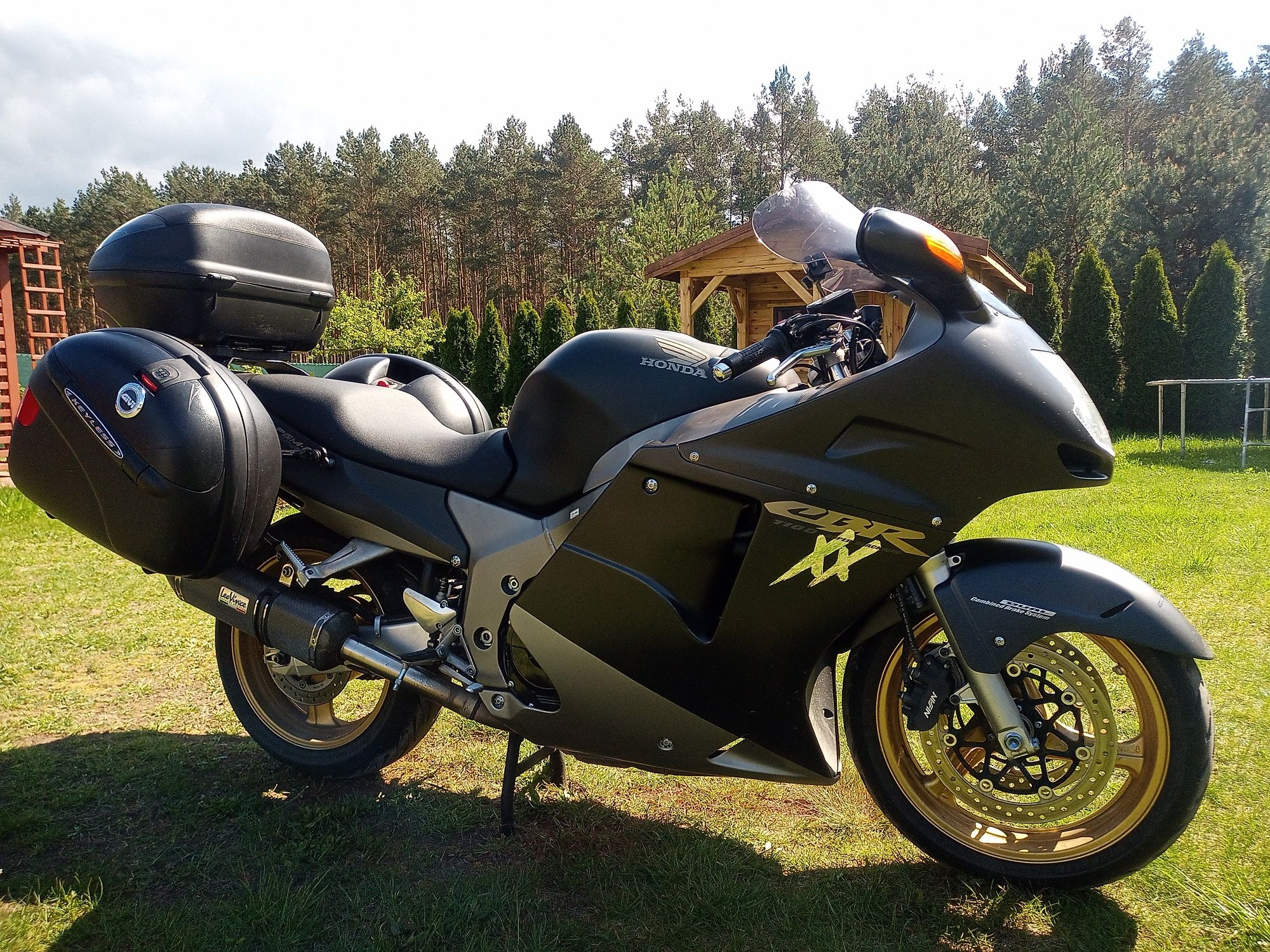 HONDA CBR 1100XX czarny mat