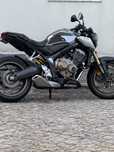 Honda cb 650r completamente nava . 2022, 4800km.