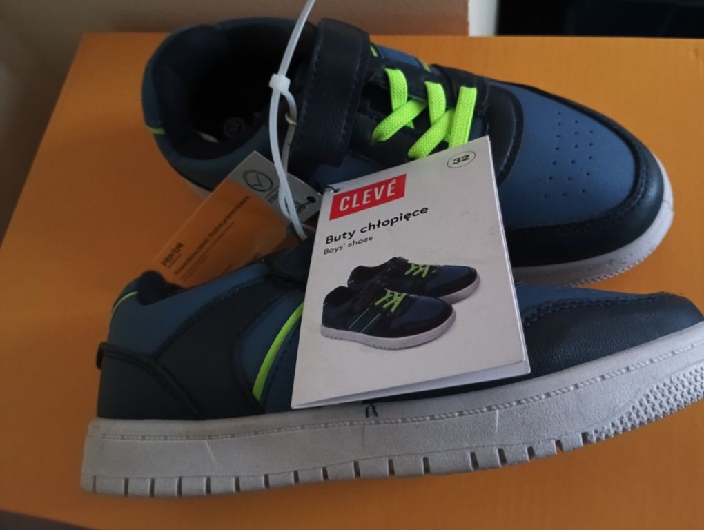 Buty chłopiece rozmiar 32