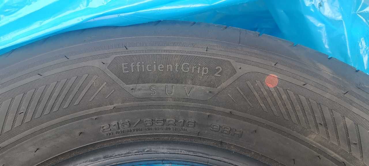 4 x nowa Opona Goodyear EfficientGrip 2 SUV 215/65 R16 98 H