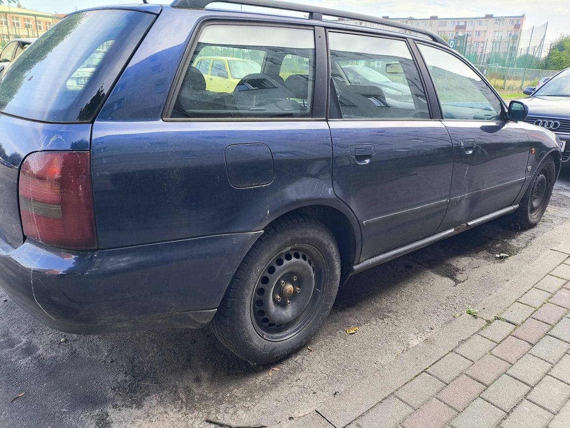 Audi a4b5 1996 passat b5 1.9tdi kombi części w całości