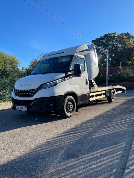 Do wynajecia autolaweta iveco wypozyczalnia lawet laweta wynajem