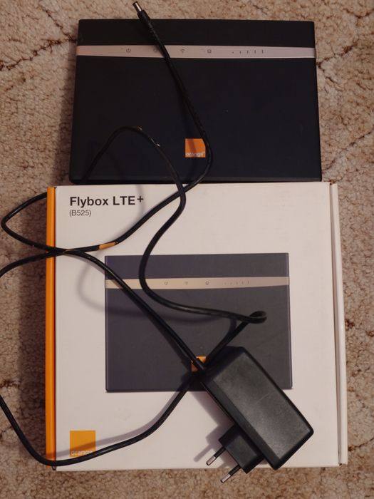 Router Huawei b 525