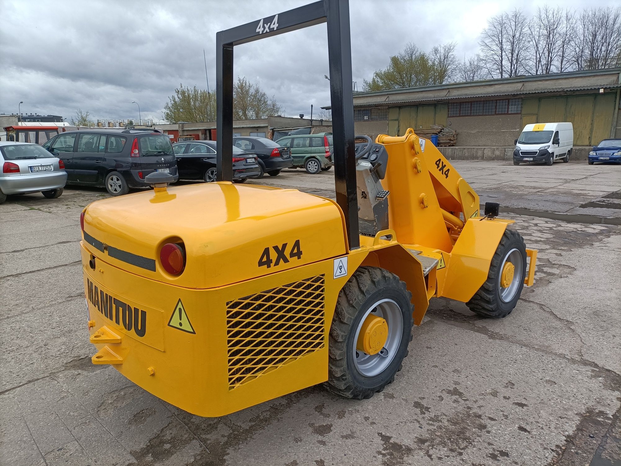 Miniładowarka Manitou ML40 4x4 ładowarka weidemann