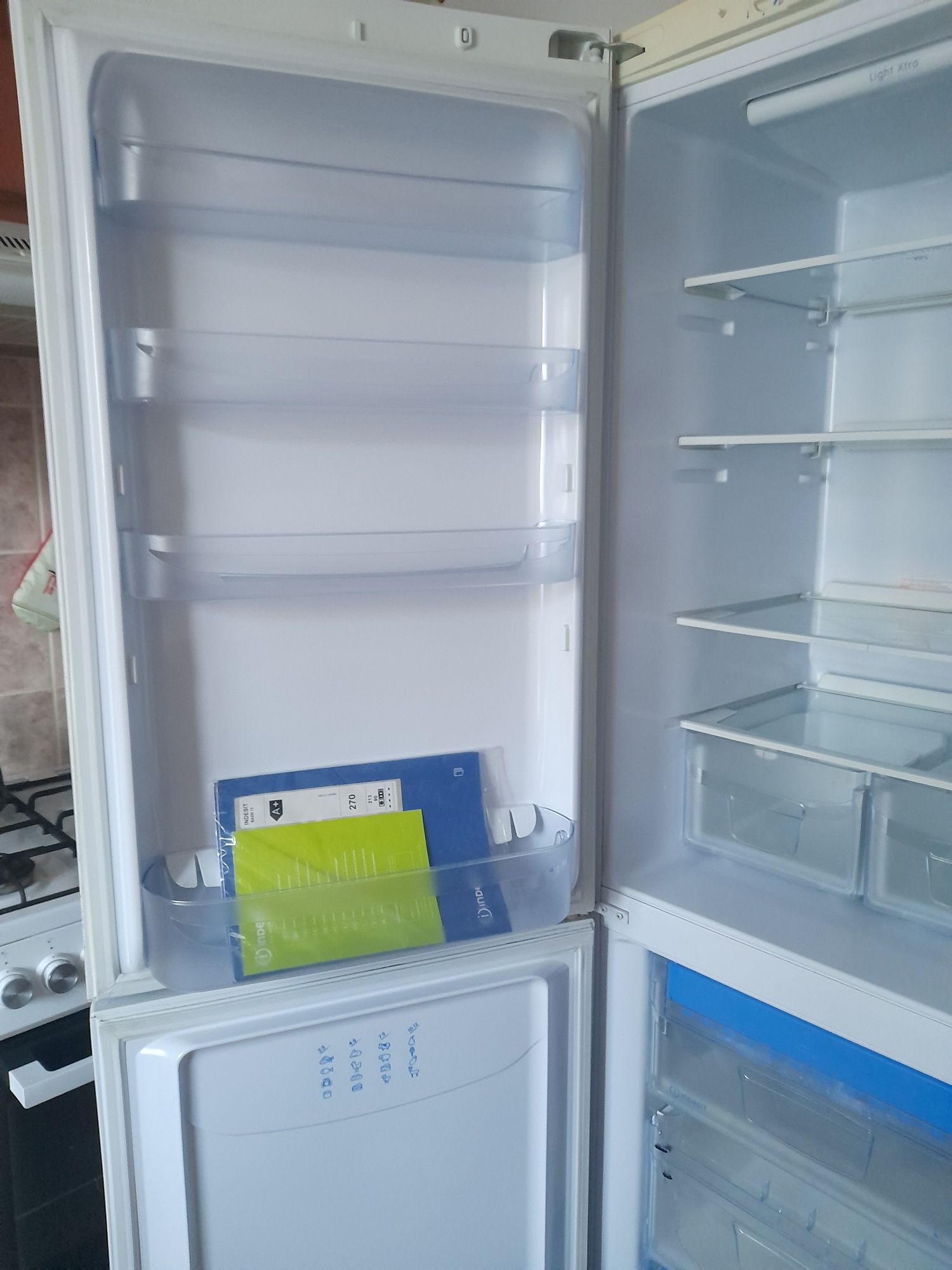 Lodówka INDESIT 188cm.