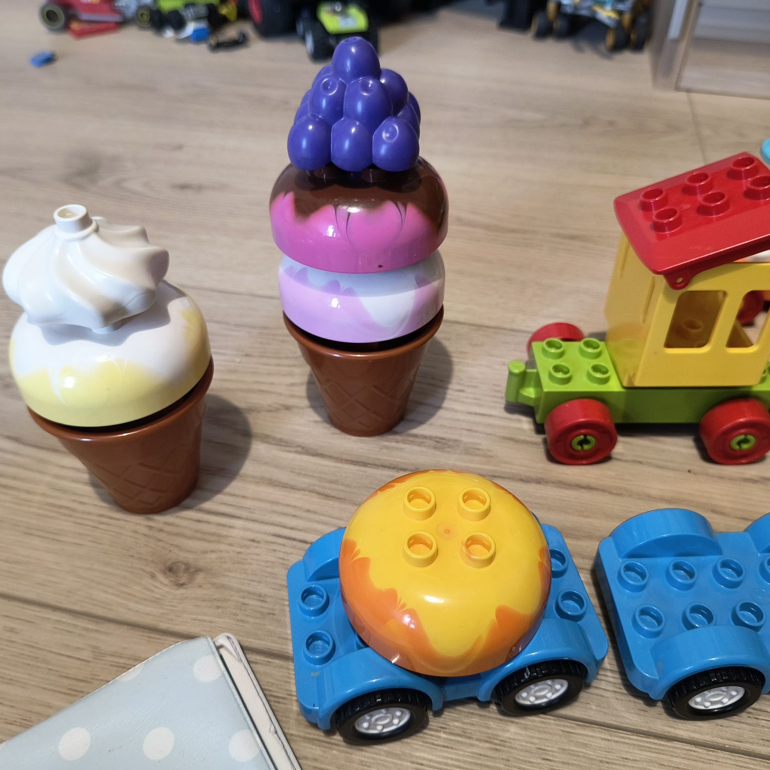 Klocki Duplo różne