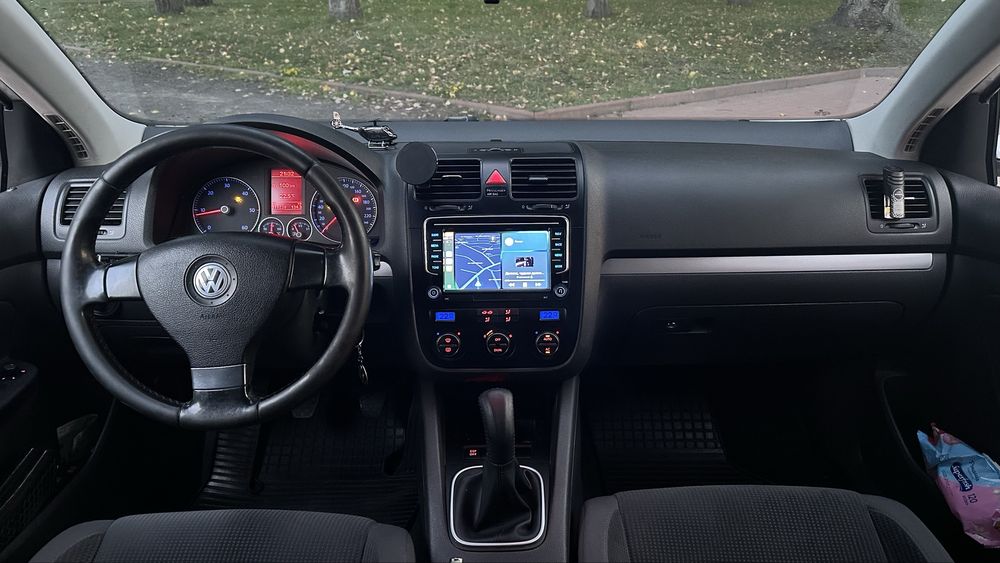 Volkswagen Golf 5 1.9 TDI BlueMotion 2009 рік
