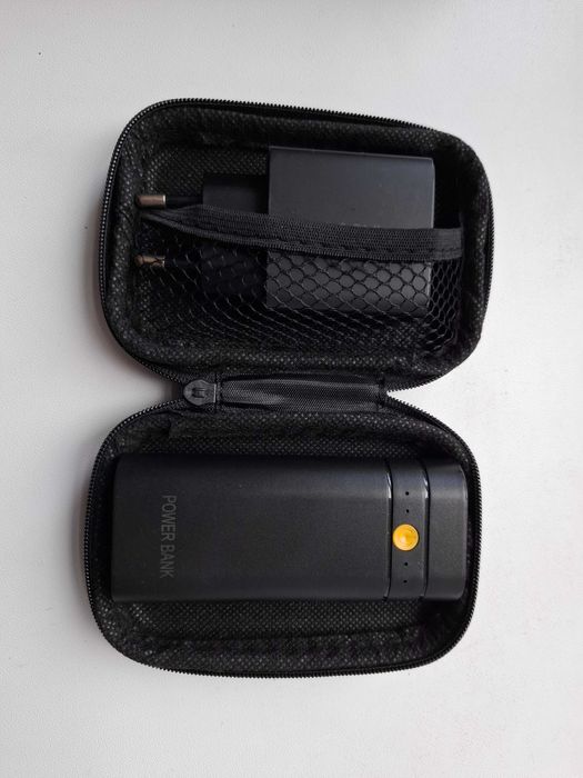 Корпус для павербанку під елементи 18650 з ліхтариком