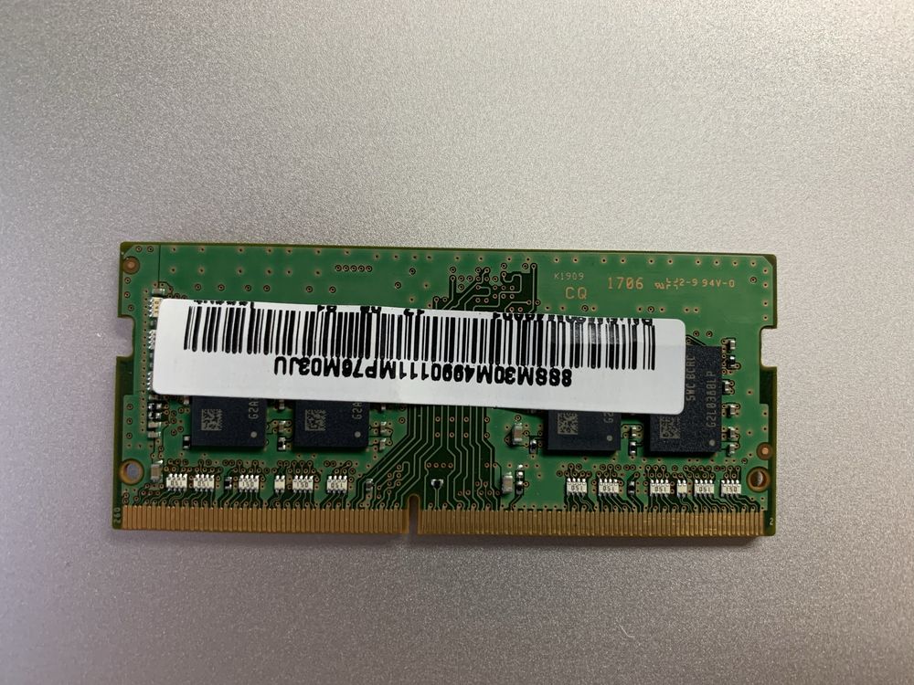 Оперативна память Samsung 8 GB DDR4 1Rx8 PC4 2400 Mhz