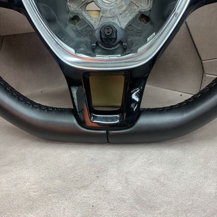 Перетягнутий руль до Passat B8 Jetta Пасат Джетта на обмін