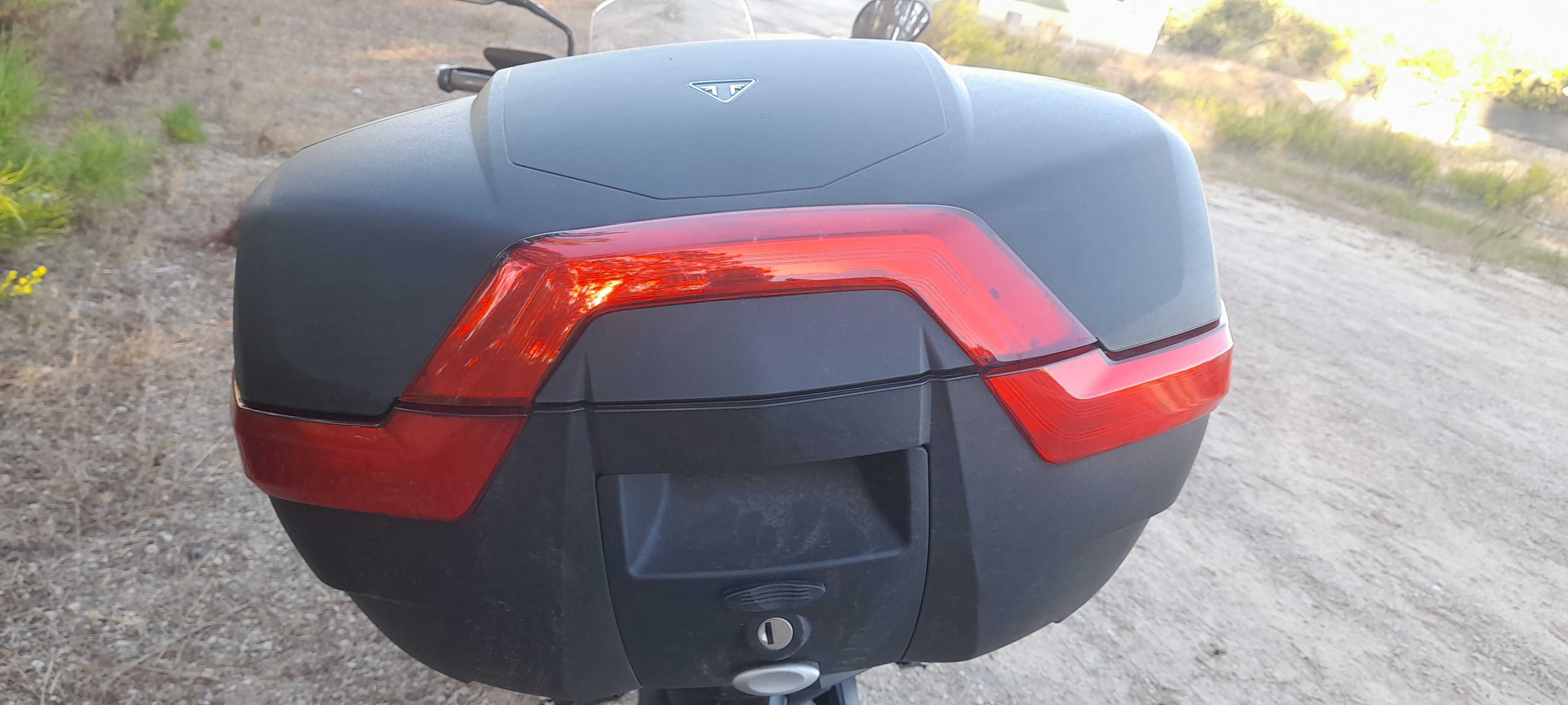 Triumph Tiger Sport 660, Acidentada