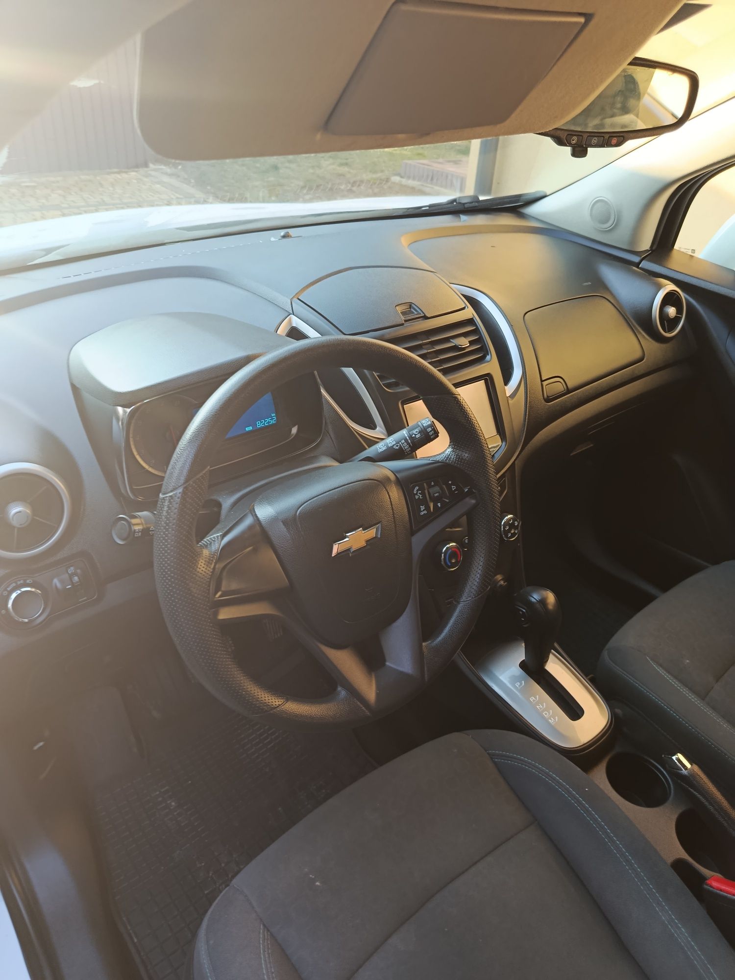 Sprzedam chevrolet trax