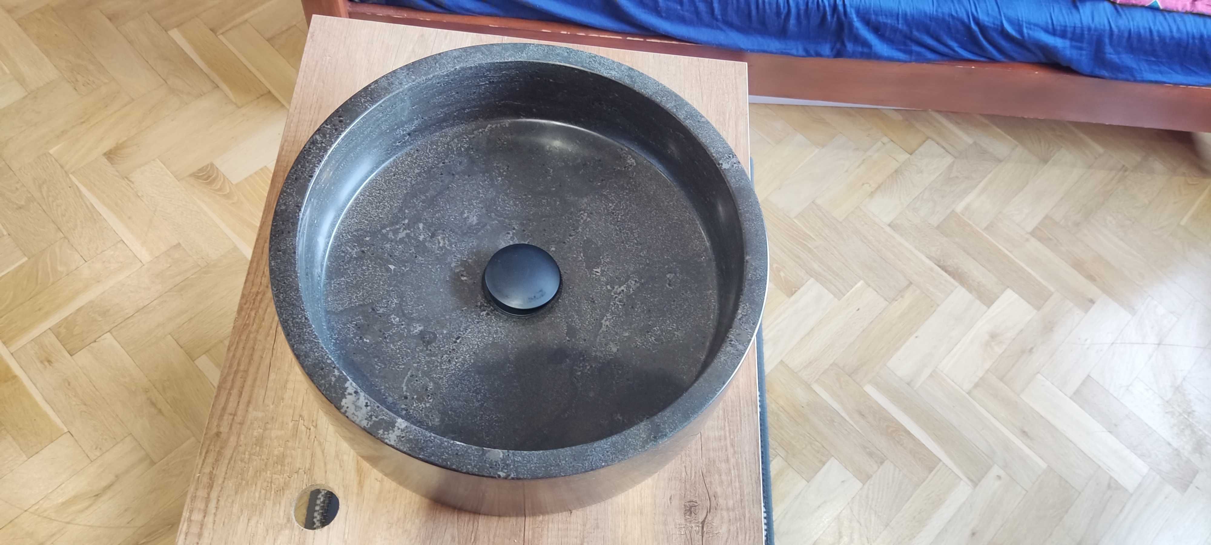 Loftowa szafka Astor Modus 60 z marmurową umywalką