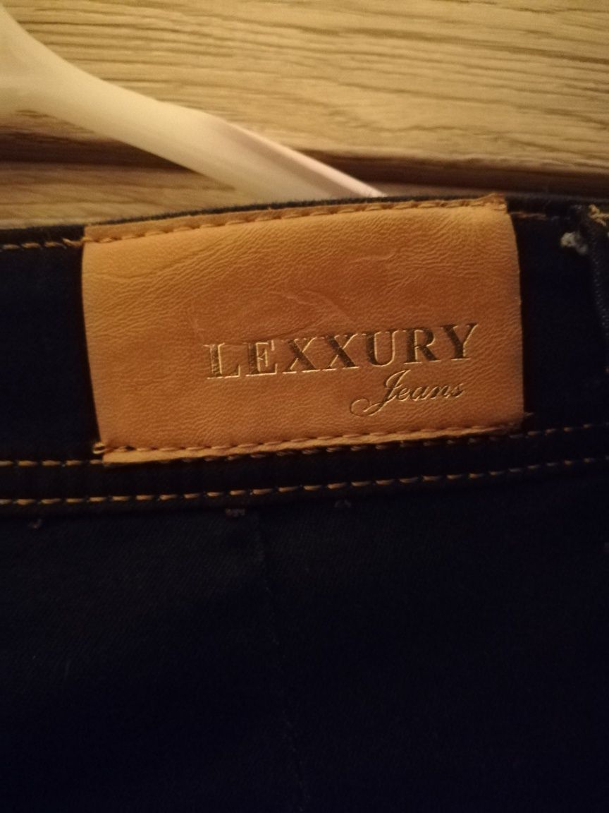 Spodnie damskie lexxury jeans rozmiar 42 XL