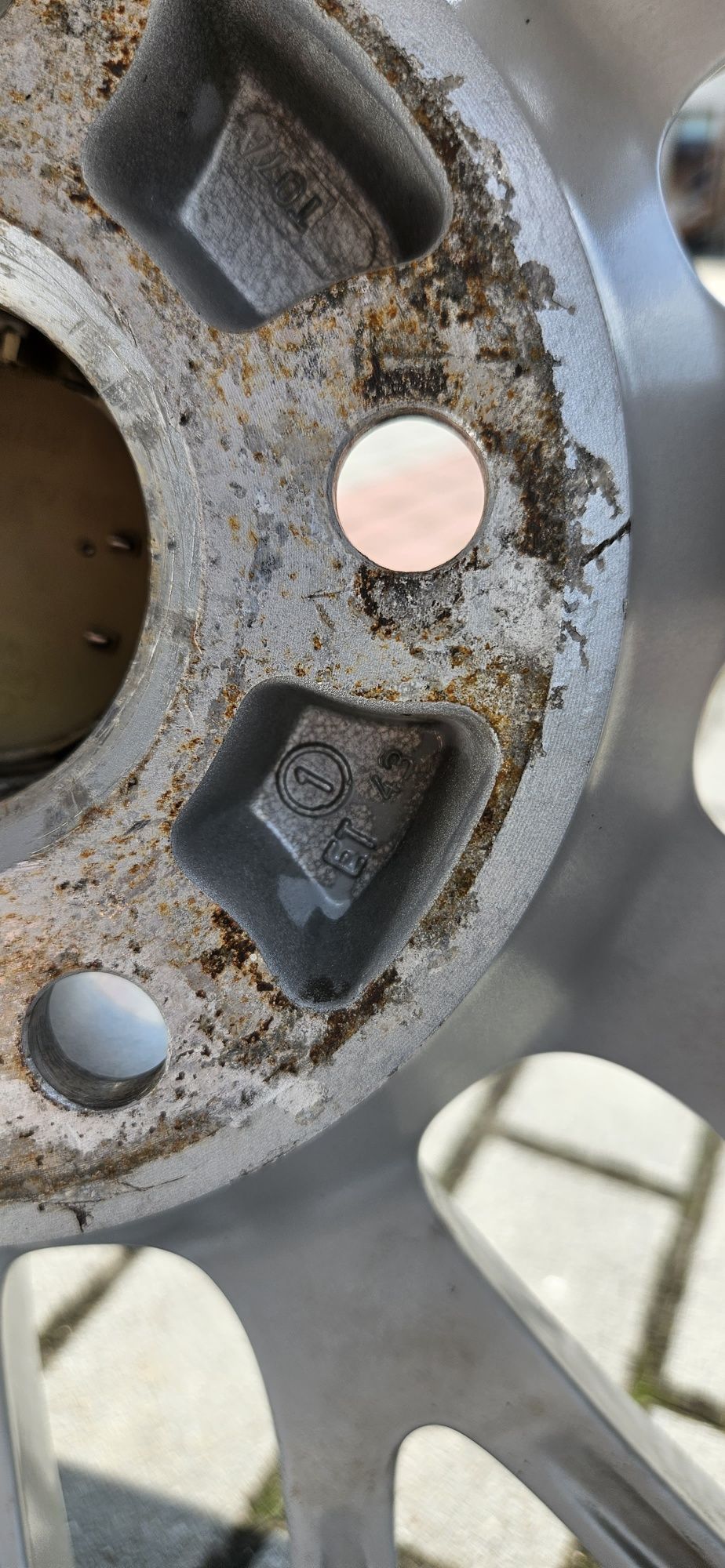 Felgi Audi A6 C6 A4 B6 B7 19" OEM 8.5Jx19ET43 VW Passat