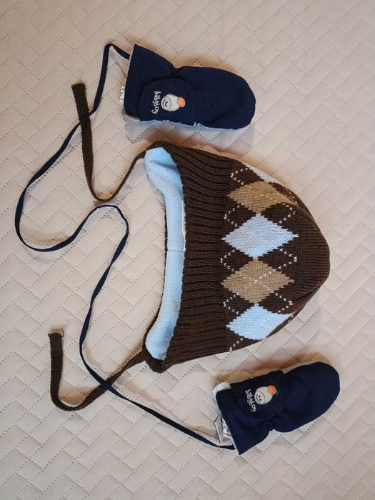 74/80 H&M Komplet czapka zimowa brązowa na zimę rękawiczki granat