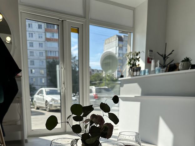 Продам меблі доя салону краси