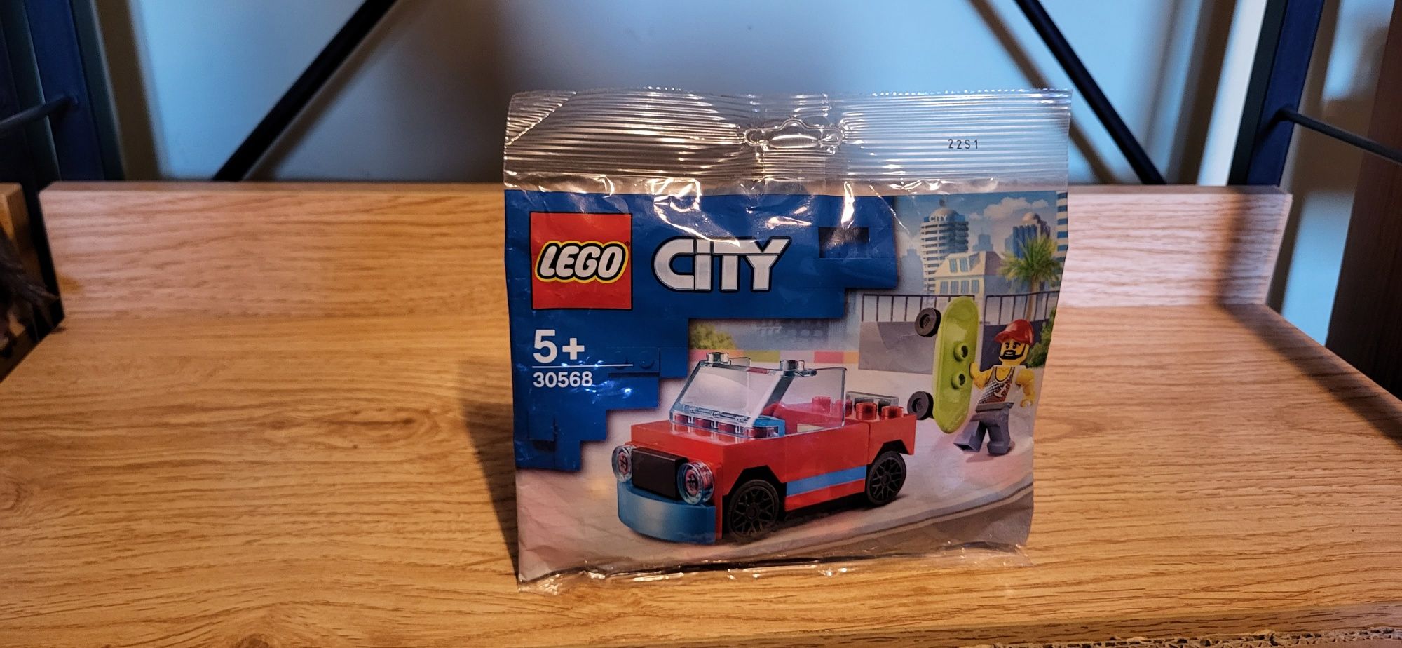 Lego City 30568 Deskorolkarz saszetka z klockami