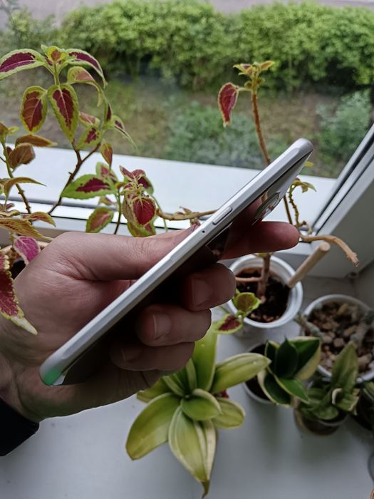 Продам Samsung S6. 3/64 GB.