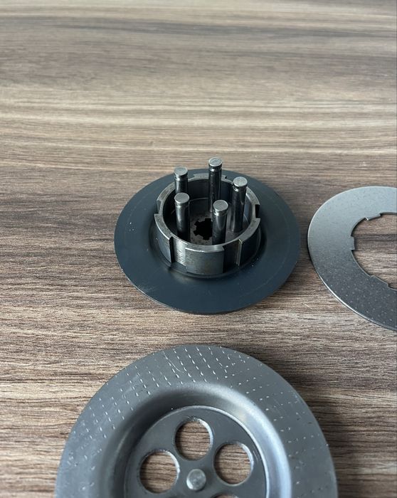 NOWE CZESKIE kompletne sprzęgło kosz tarcze sprzęgła JAWA 50 OGAR 200