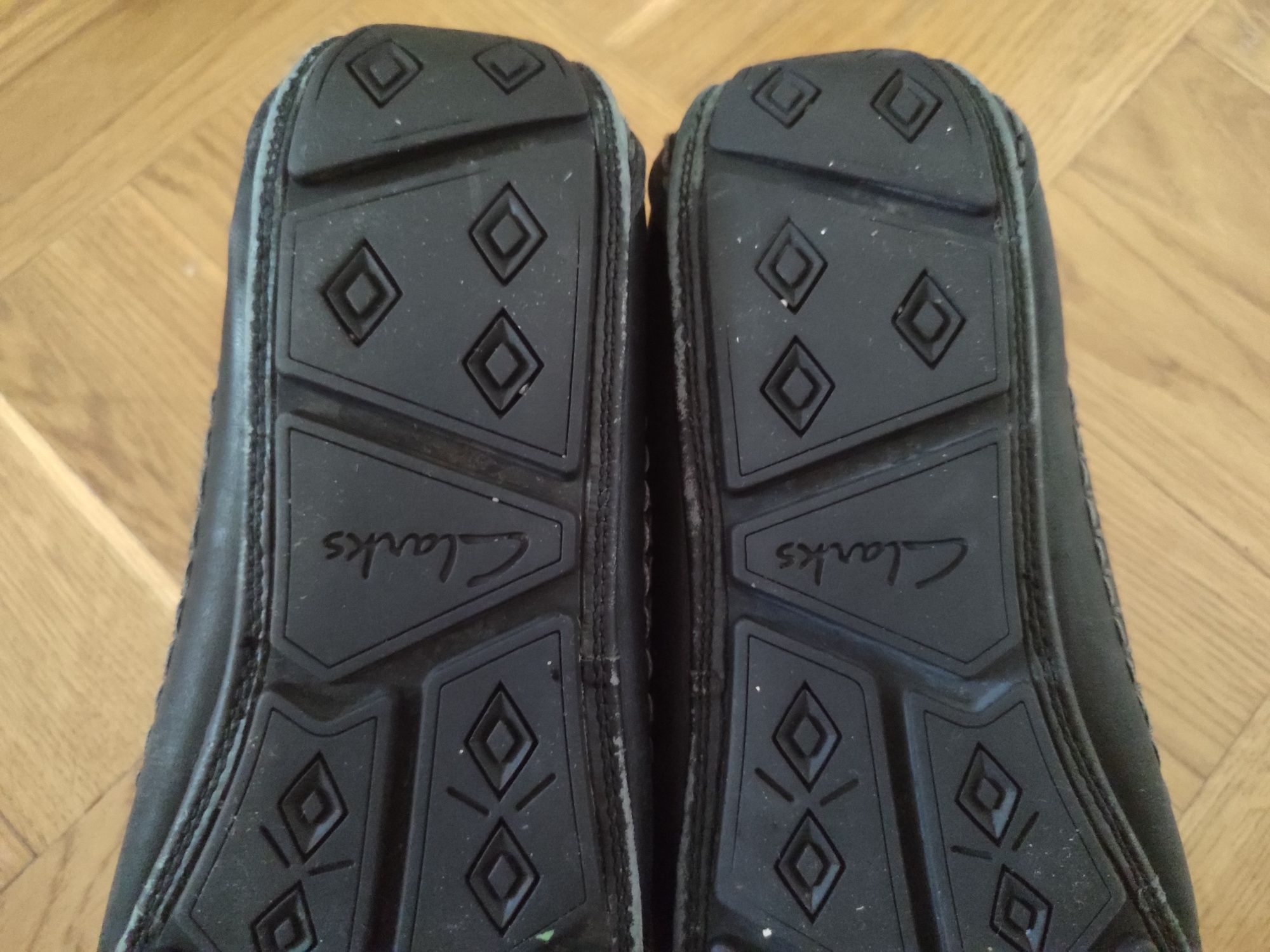 Туфли, мокасины, слипоны Clarks 27,5 см UK8G