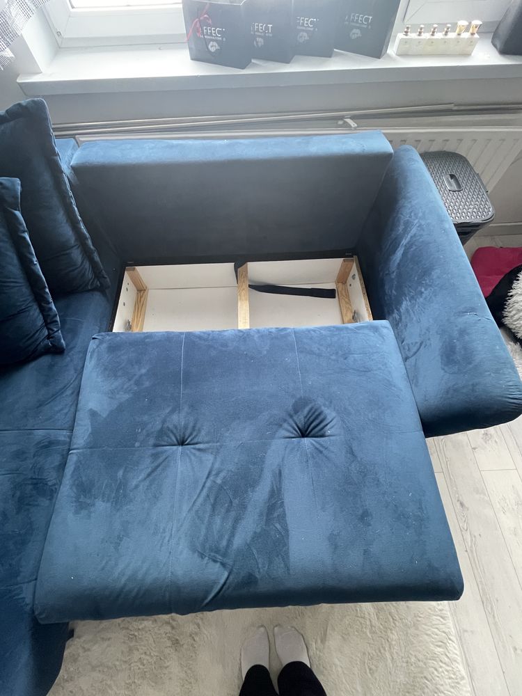 Turkusowa/ granatowa sofa rogowka