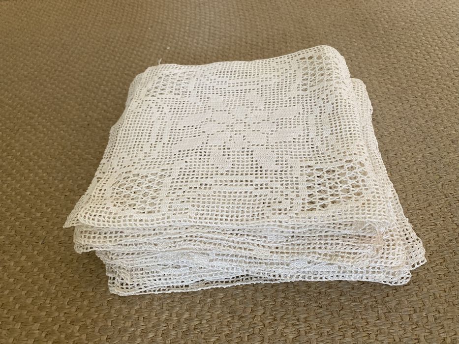 Quadrados Crochet feitos à mão,são 33,para fazer toalha.