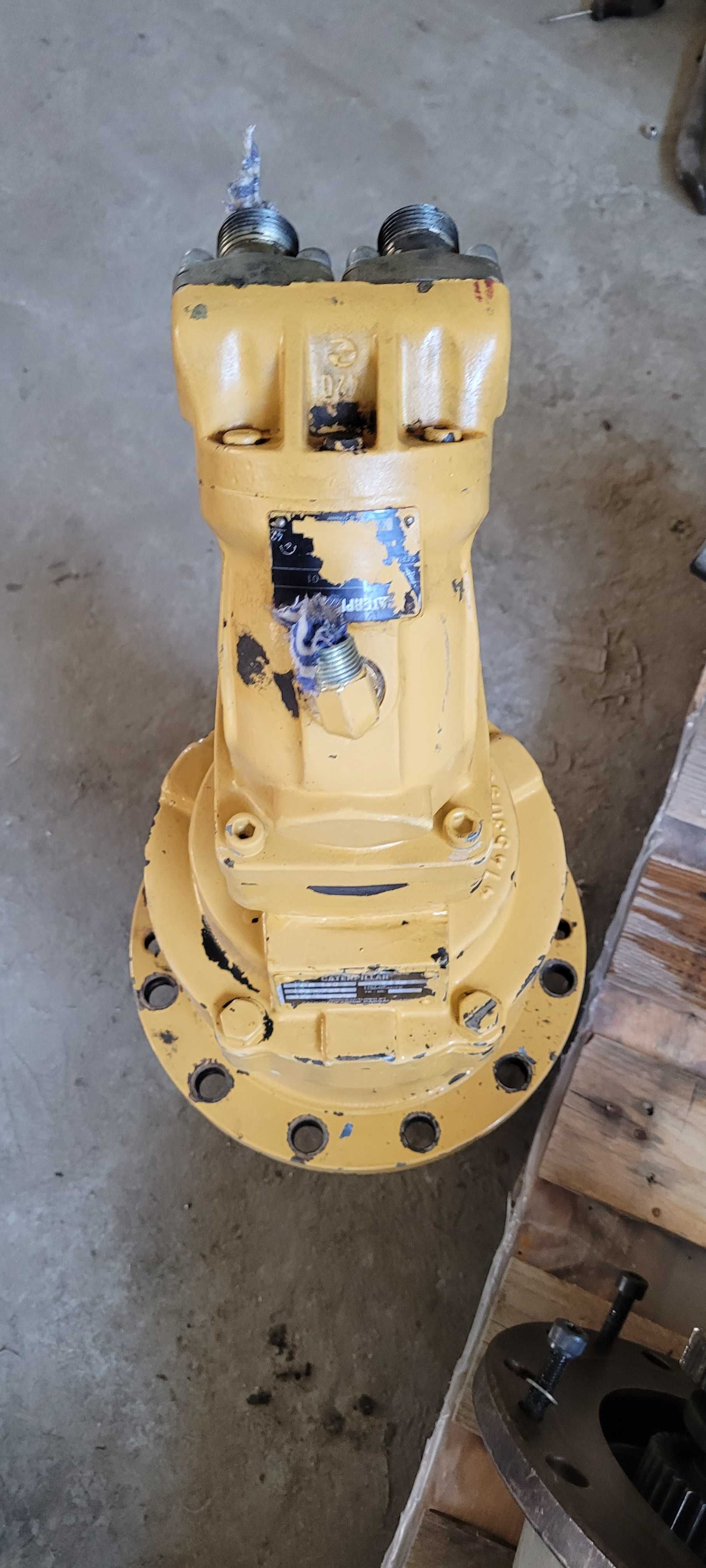 Reduktor obrotu cat 313 C/D