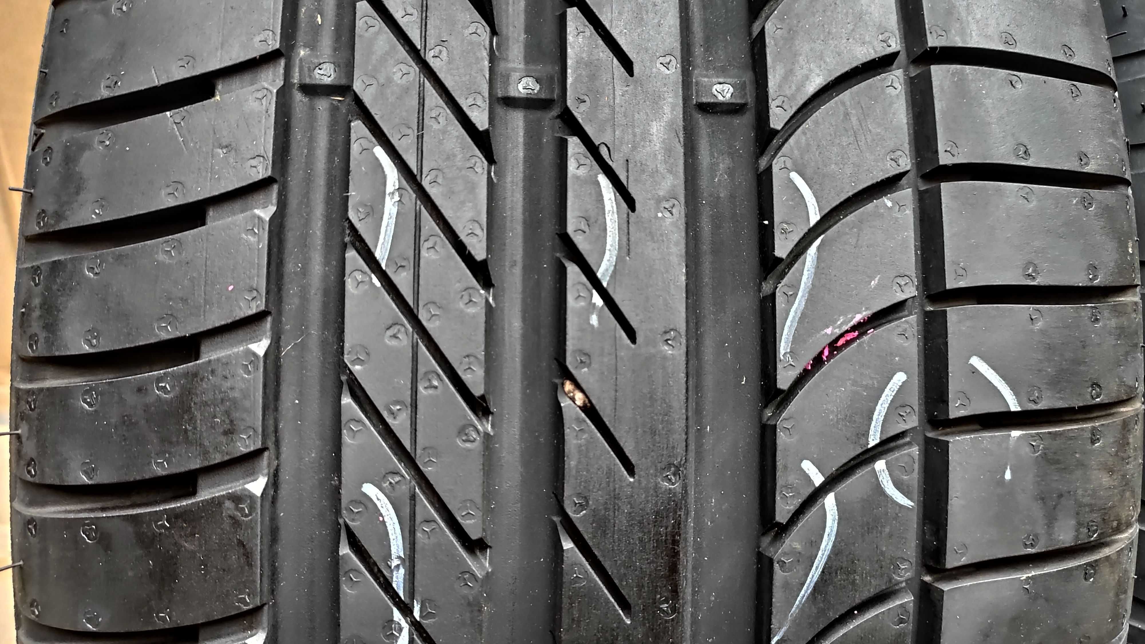 Шини 225/35R18  Goodyear. Нові. Німеччина 235 40