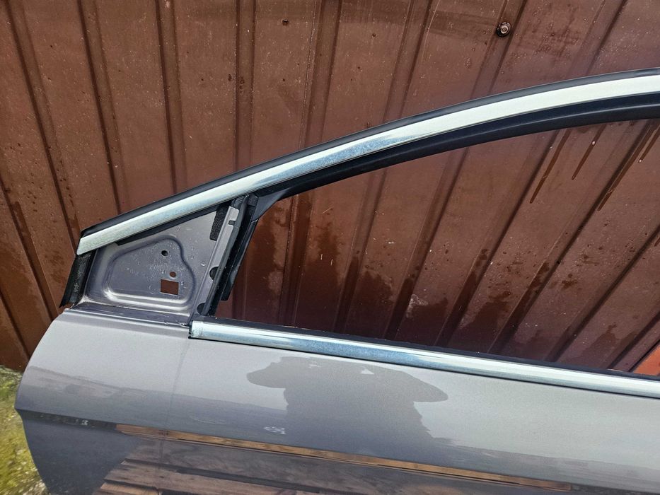 Drzwi lewe przednie Mondeo MK4 Lift kod LA