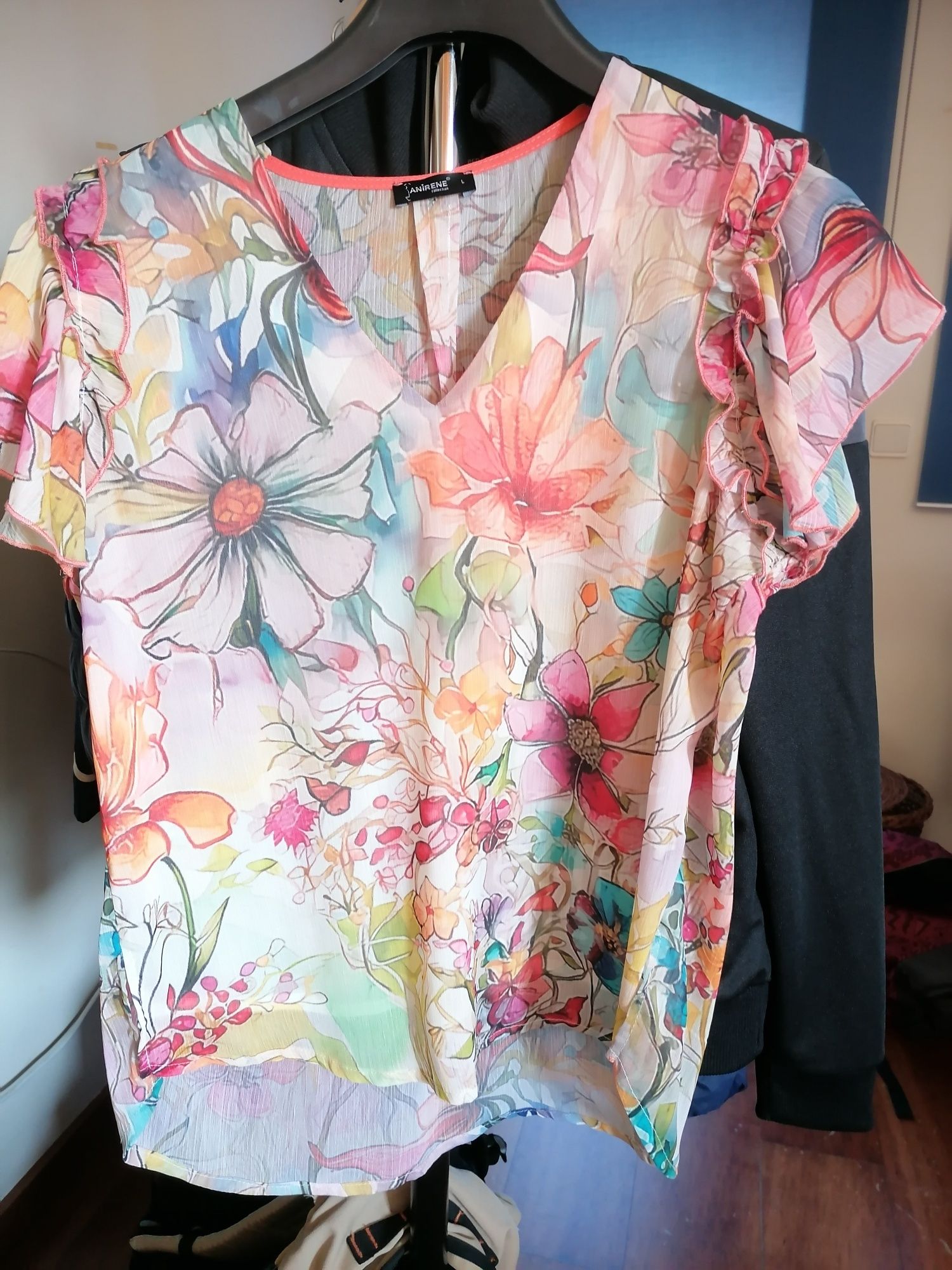 Blusa Anirene lindissima