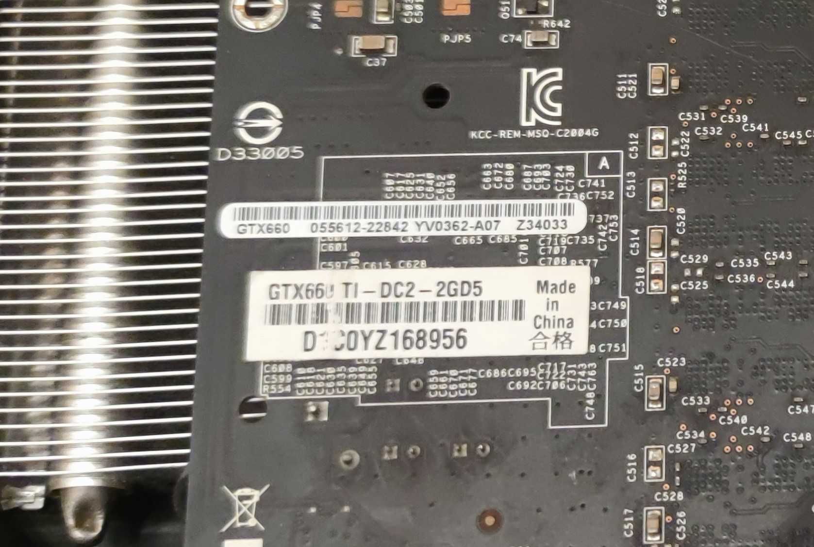 ASUS GTX 660 Ti DirectCU II