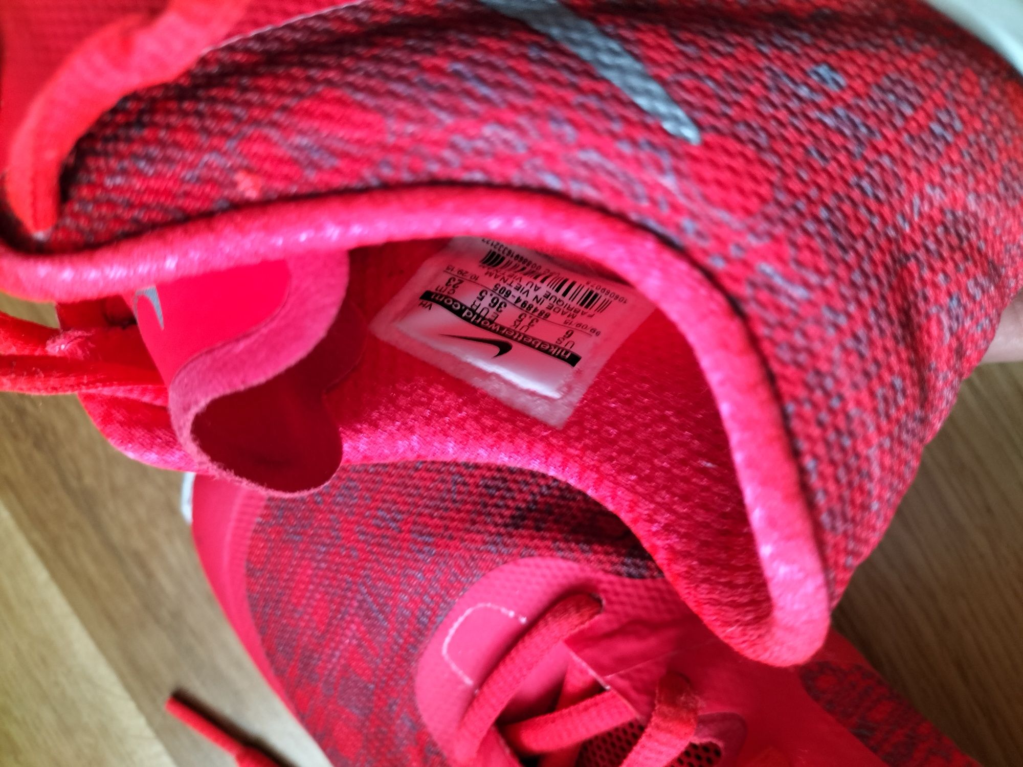 Damskie buty sportowe roz 36.5 Nike