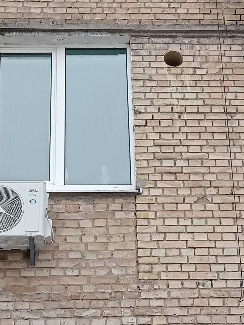 Алмазное сверление отверстий в бетоне под вытяжку Выезд за Киев