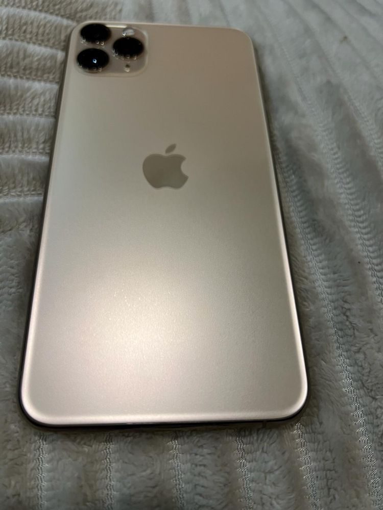 Iphone 11 pro max 64GB Gold