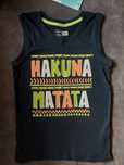 Nowy t-shirt na ramiączka hakuna matata na lato rozm. 128
