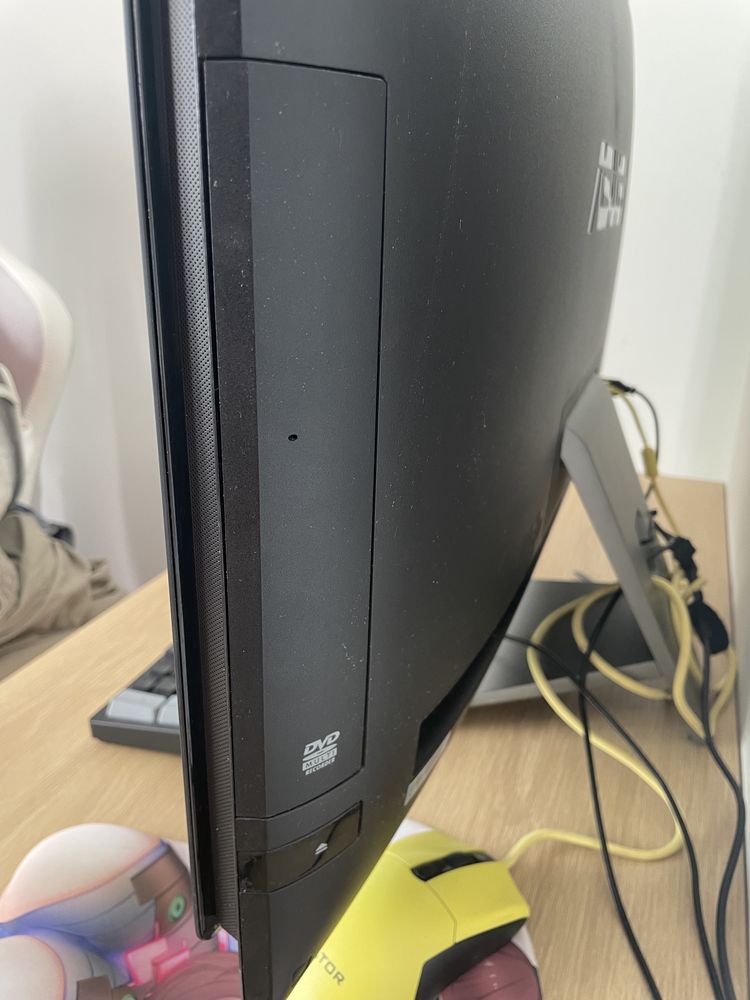 Asus моноблок 2к экран