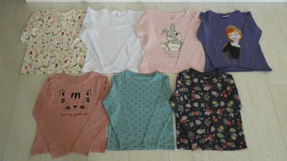 Ubranka dziewczęce rozmiar 128