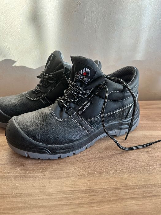 Чоловіче взуття на осінь